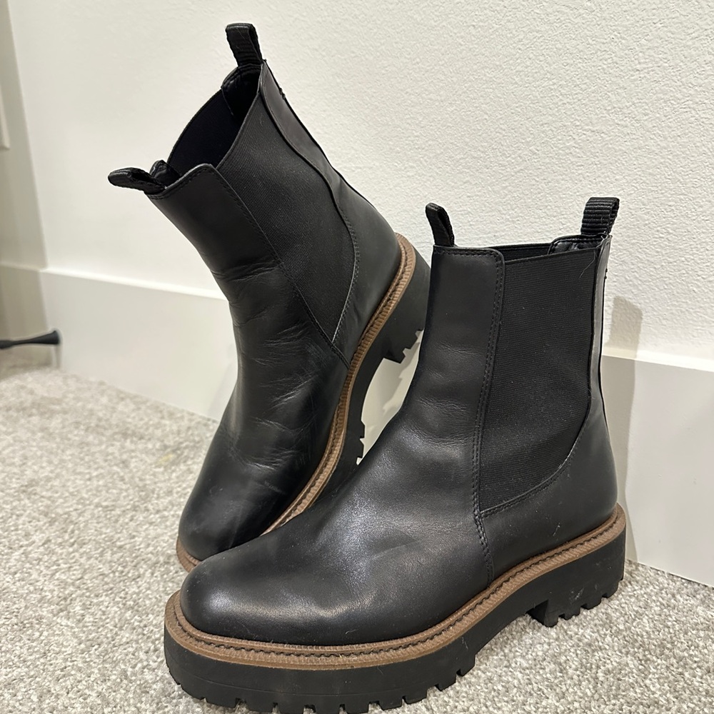 Sam Edelman Black Leather Chelsea Boots